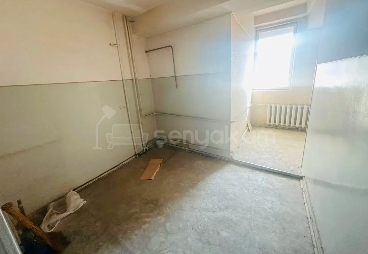 2 Սենյականոց Բնակարան, 65քմ, 3/10 հարկ, Պետական Վիճակում