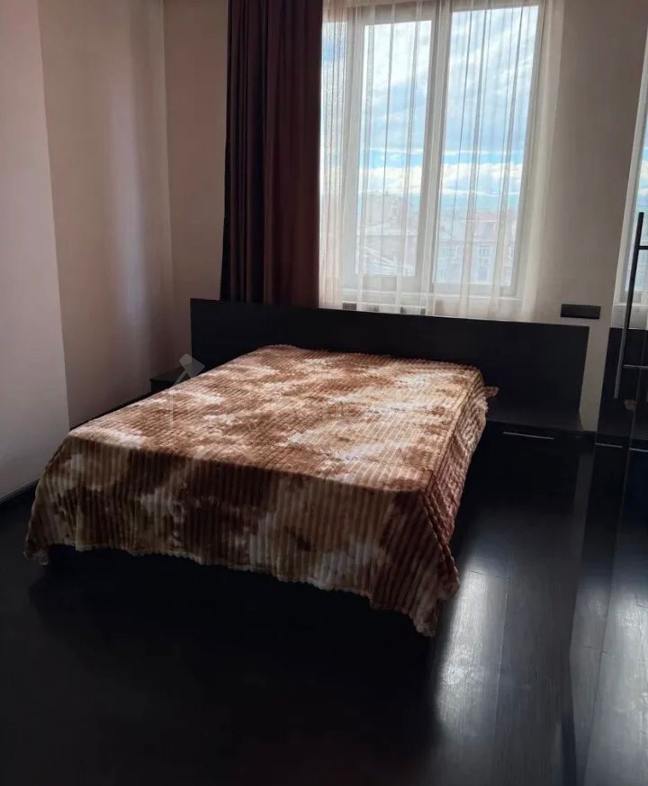 3 Սենյականոց Բնակարան Նորակառույցում, 77քմ, 7/15 հարկ, Կապիտալ Վերանորոգված, Կահավորված, Արևկող