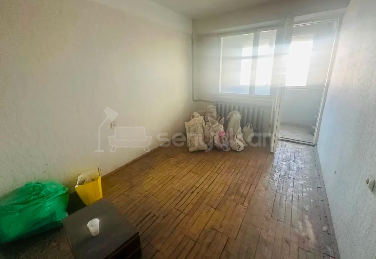 2 Սենյականոց Բնակարան, 65քմ, 3/10 հարկ, Պետական Վիճակում