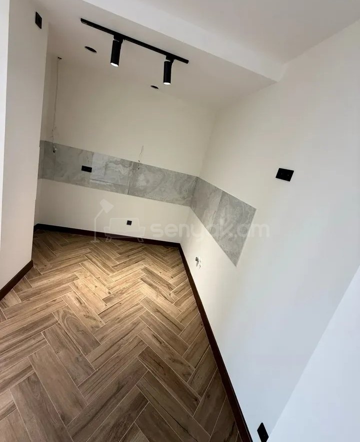 3 Սենյականոց Բնակարան Նորակառույցում, 83քմ, 9/16 հարկ, Կապիտալ Վերանորոգված