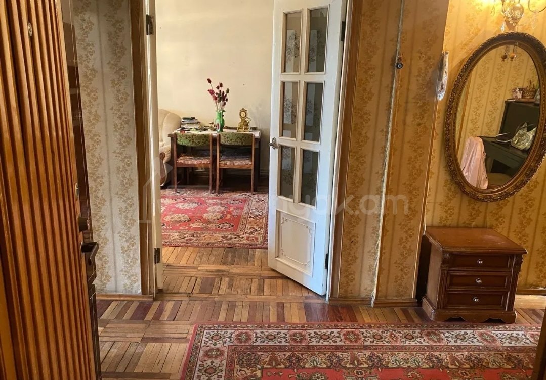 4 Սենյականոց Բնակարան, 100քմ, 4/9 հարկ, Նորմալ Վիճակում