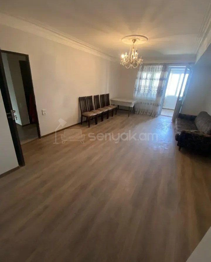 4 Սենյականոց Բնակարան Քարե Շենքում, 74քմ, 7/14 հարկ, Կապիտալ Վերանորոգված, Կահավորված