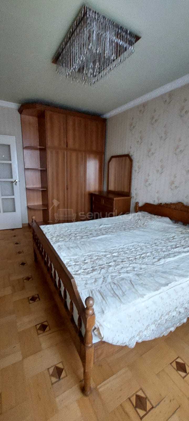 3 Սենյականոց Բնակարան Քարե Շենքում, 77քմ, 5/5 հարկ, Կապիտալ Վերանորոգված