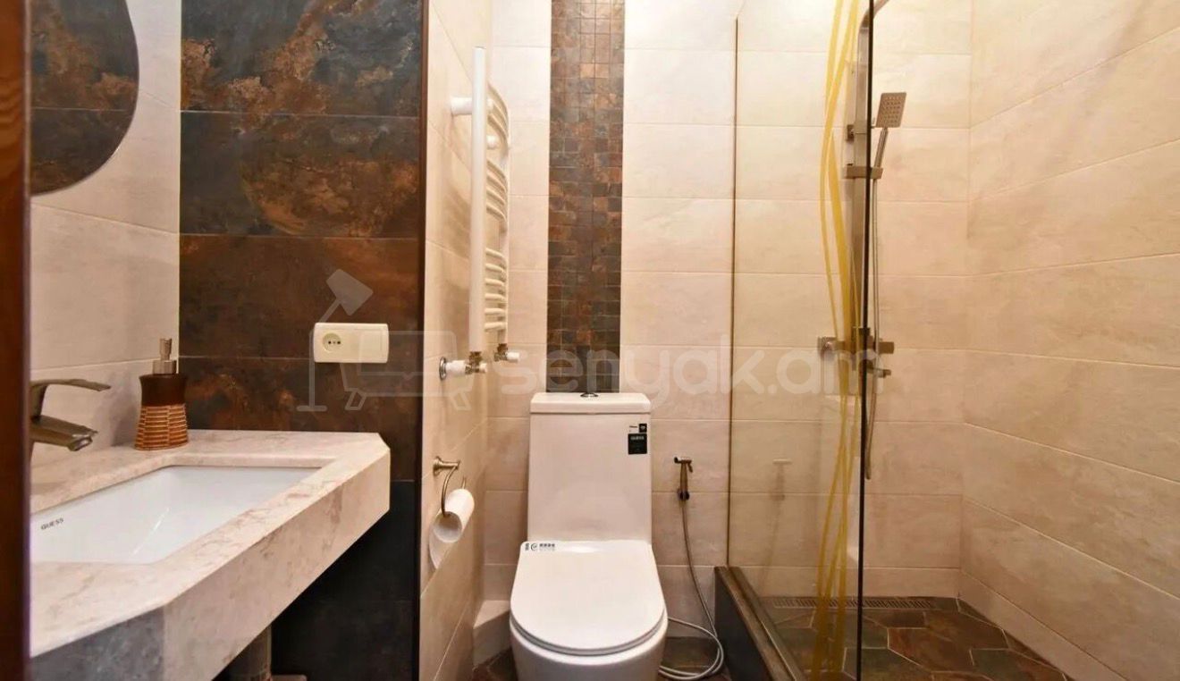 2 Սենյականոց Բնակարան, 58քմ, 6/18 հարկ, Դիզայներական Վերանորոգված, Կահավորված, Արևկող
