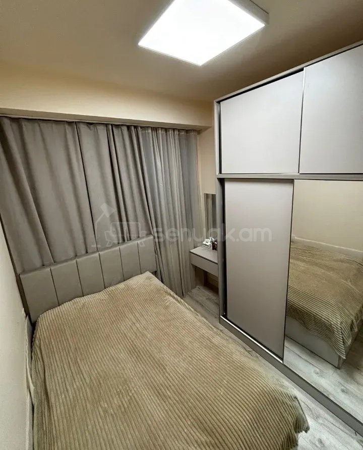 2 Սենյականոց Բնակարան Նորակառույցում, 33քմ, 1/5 հարկ, Կապիտալ Վերանորոգված