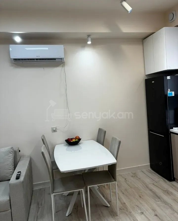 2 Սենյականոց Բնակարան Նորակառույցում, 33քմ, 1/5 հարկ, Կապիտալ Վերանորոգված