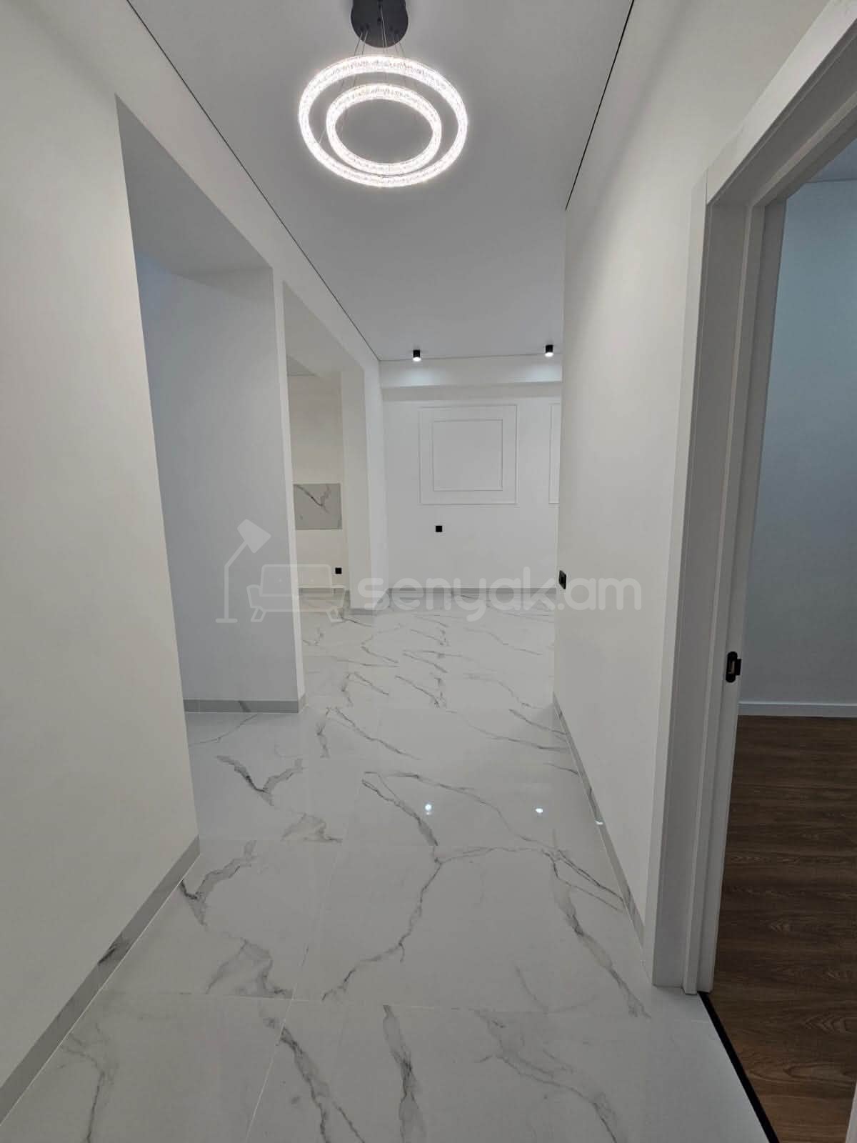 3 Սենյականոց Բնակարան Նորակառույցում, 85քմ, 9/11 հարկ, Կապիտալ Վերանորոգված