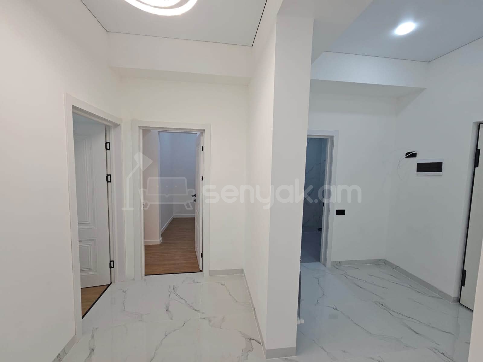 3 Սենյականոց Բնակարան Նորակառույցում, 85քմ, 9/11 հարկ, Կապիտալ Վերանորոգված