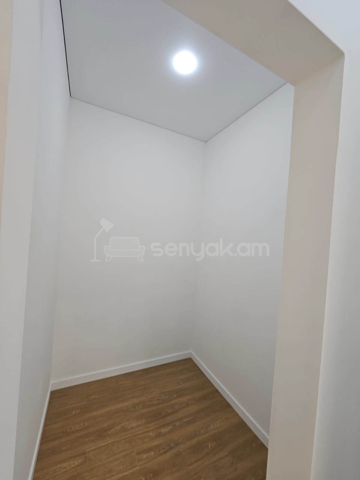 3 Սենյականոց Բնակարան Նորակառույցում, 85քմ, 9/11 հարկ, Կապիտալ Վերանորոգված