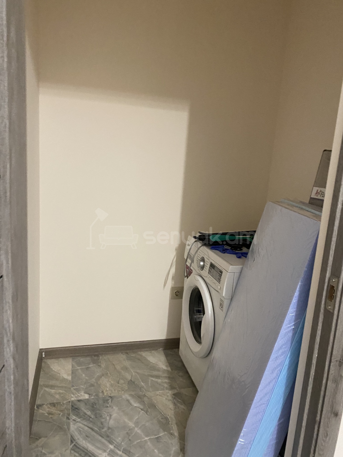 3 Սենյականոց Բնակարան Նորակառույցում, 65քմ, 2/13 հարկ, Կապիտալ Վերանորոգված, Կահավորված, Արևկող