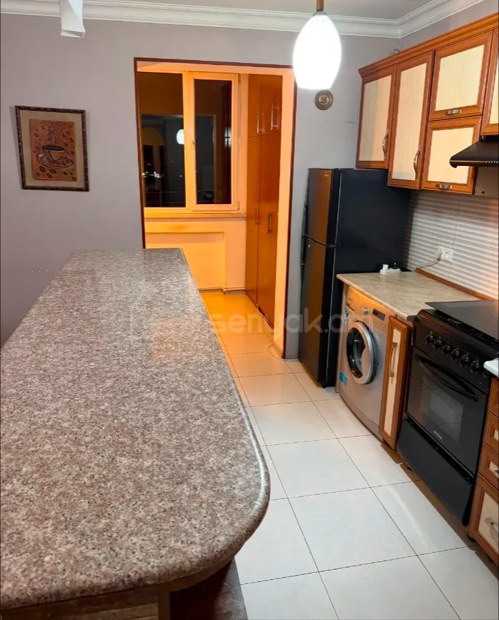 3 Սենյականոց Բնակարան, 60քմ, 6/9 հարկ, Նորմալ Վիճակում, Կահավորված, Արևկող
