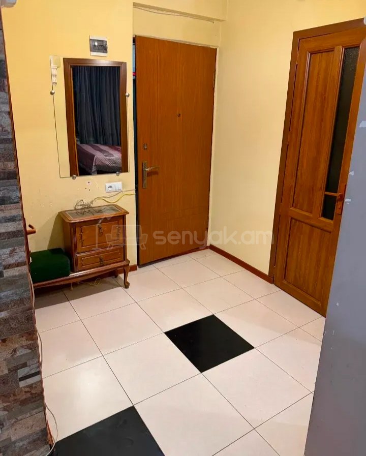 3 Սենյականոց Բնակարան, 60քմ, 6/9 հարկ, Նորմալ Վիճակում, Կահավորված, Արևկող