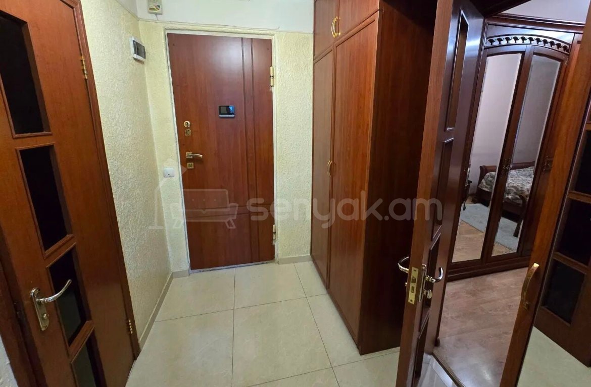 4 Սենյականոց Բնակարան Քարե Շենքում, 91քմ, 1/4 հարկ, Կապիտալ Վերանորոգված