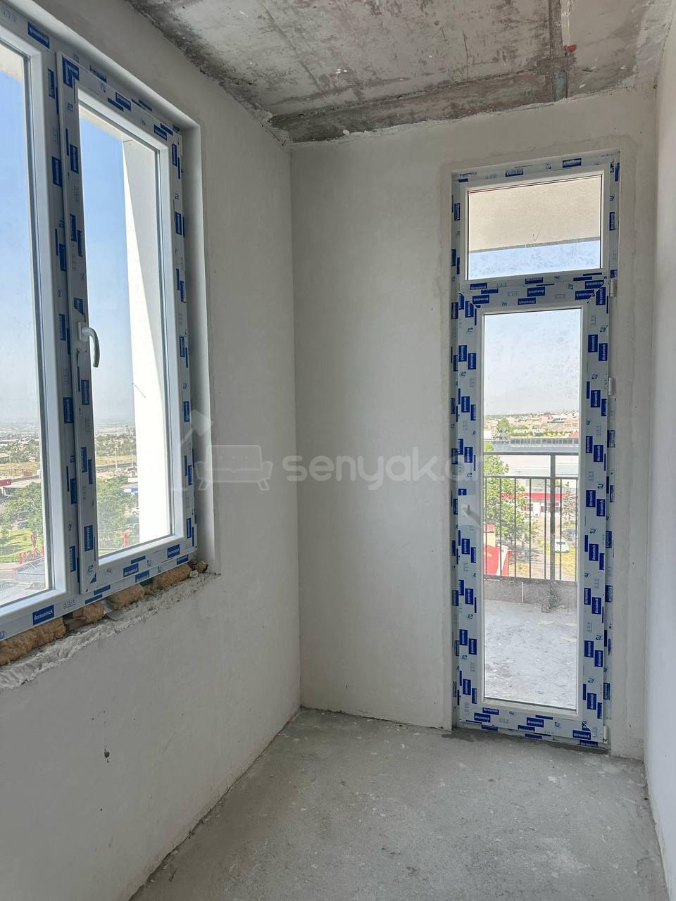 4 Սենյականոց Բնակարան, 101քմ, 6/13 հարկ, Զրոյական Վիճակում