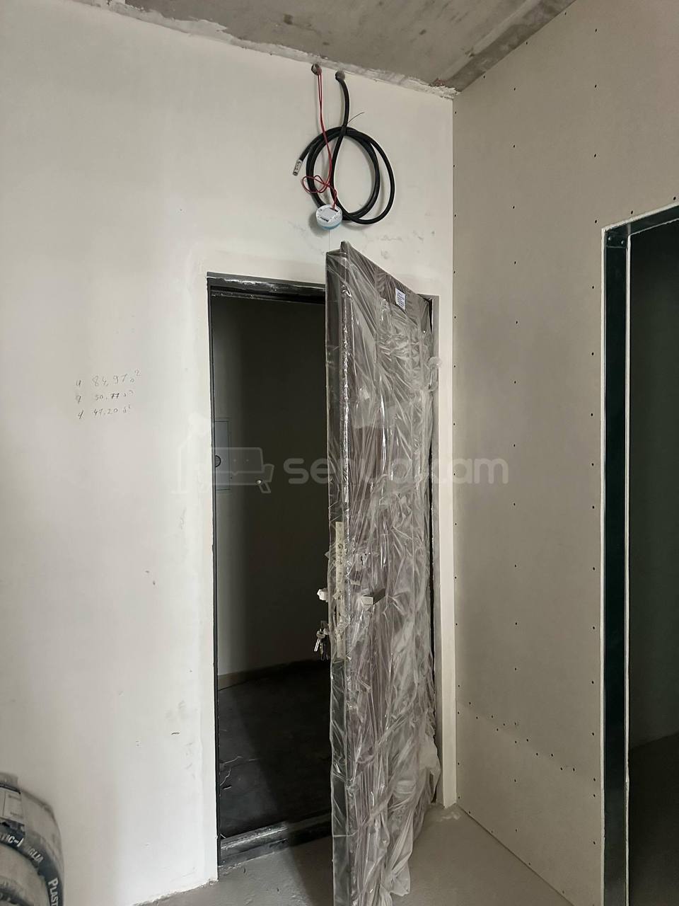 4 Սենյականոց Բնակարան, 101քմ, 6/13 հարկ, Զրոյական Վիճակում