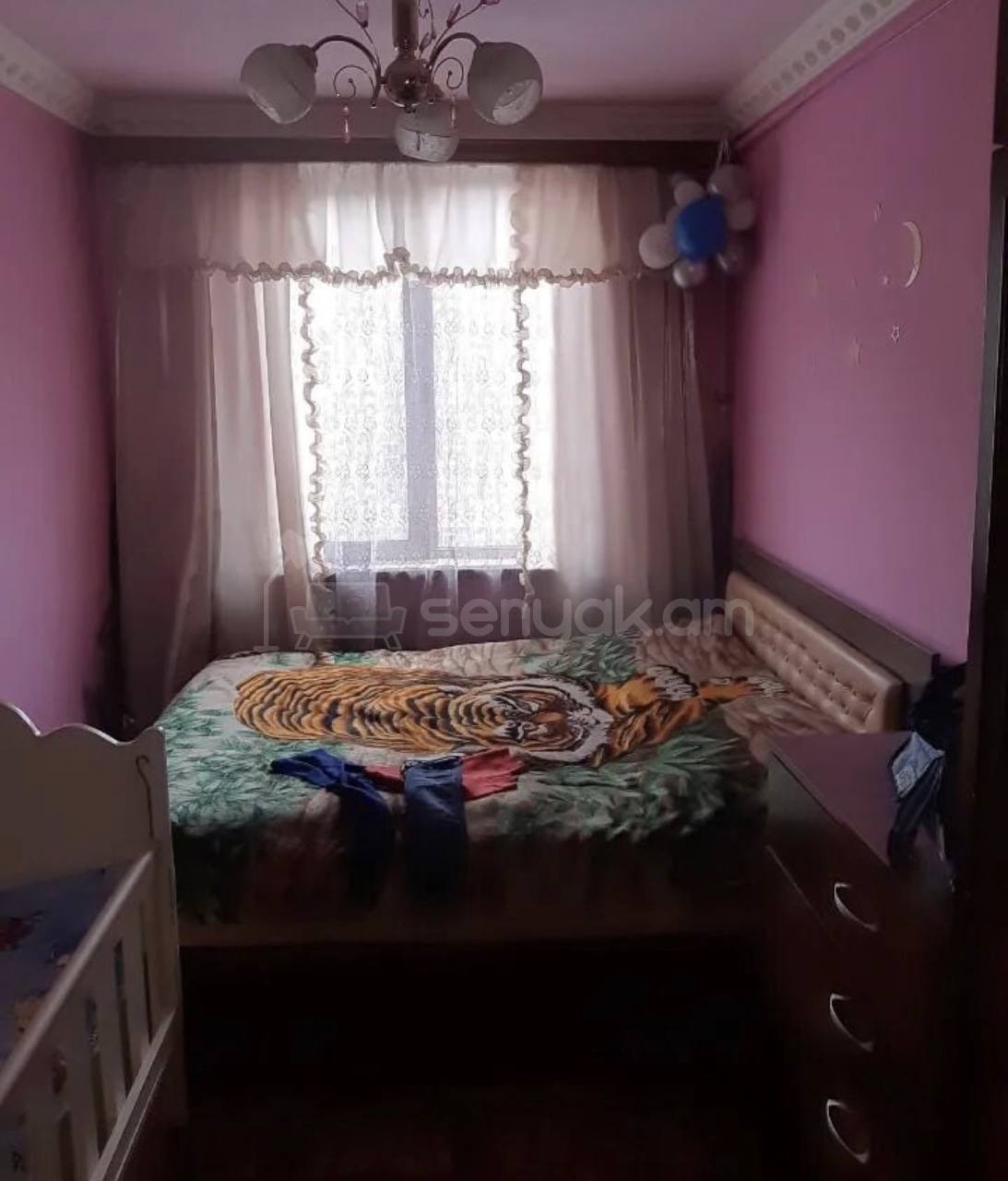 3 Սենյականոց Բնակարան Քարե Շենքում, 54քմ, 3/4 հարկ, Պետական Վիճակում
