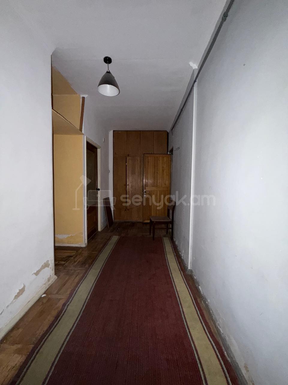 2 Սենյականոց Բնակարան, 62քմ, 1/9 հարկ, Պետական Վիճակում