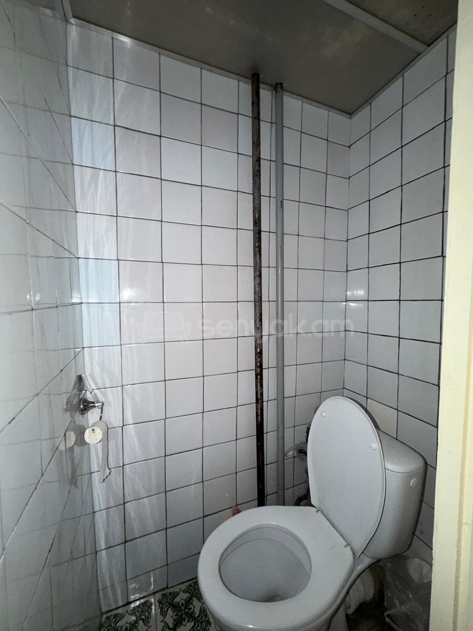 2 Սենյականոց Բնակարան, 62քմ, 1/9 հարկ, Պետական Վիճակում