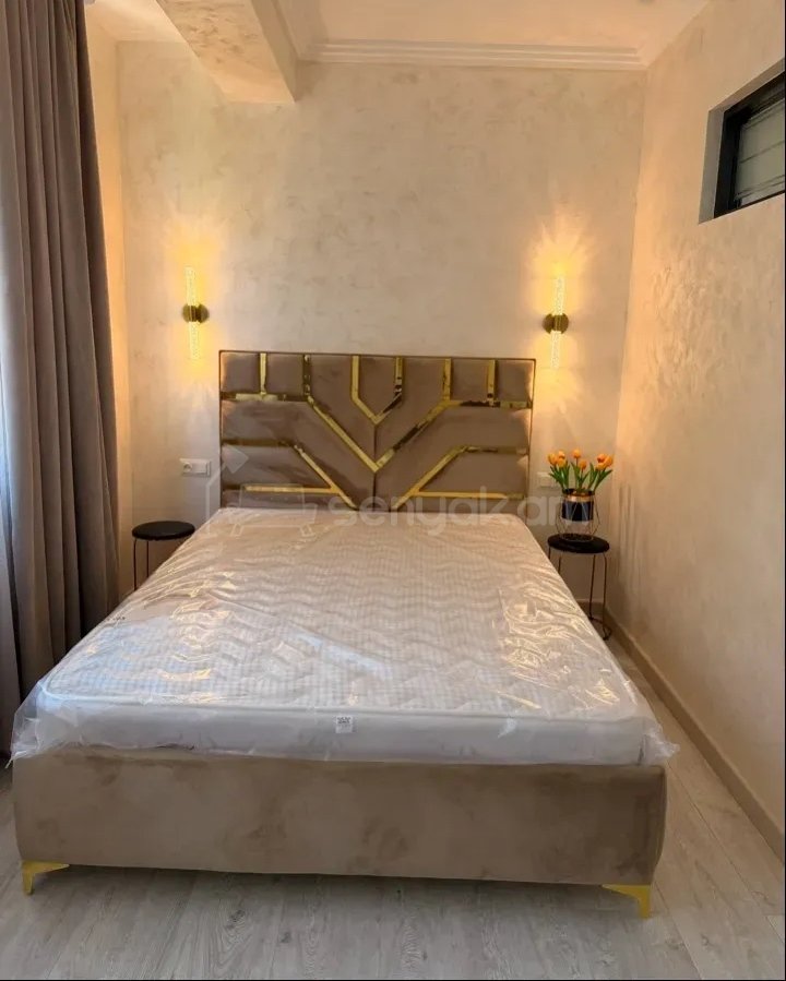 2 Սենյականոց Բնակարան Քարե Շենքում, 33քմ, 2/5 հարկ, Դիզայներական Վերանորոգված