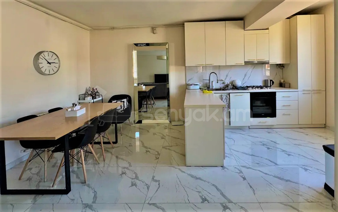 3 Սենյականոց Բնակարան, 77քմ, 8/11 հարկ, Դիզայներական Վերանորոգված