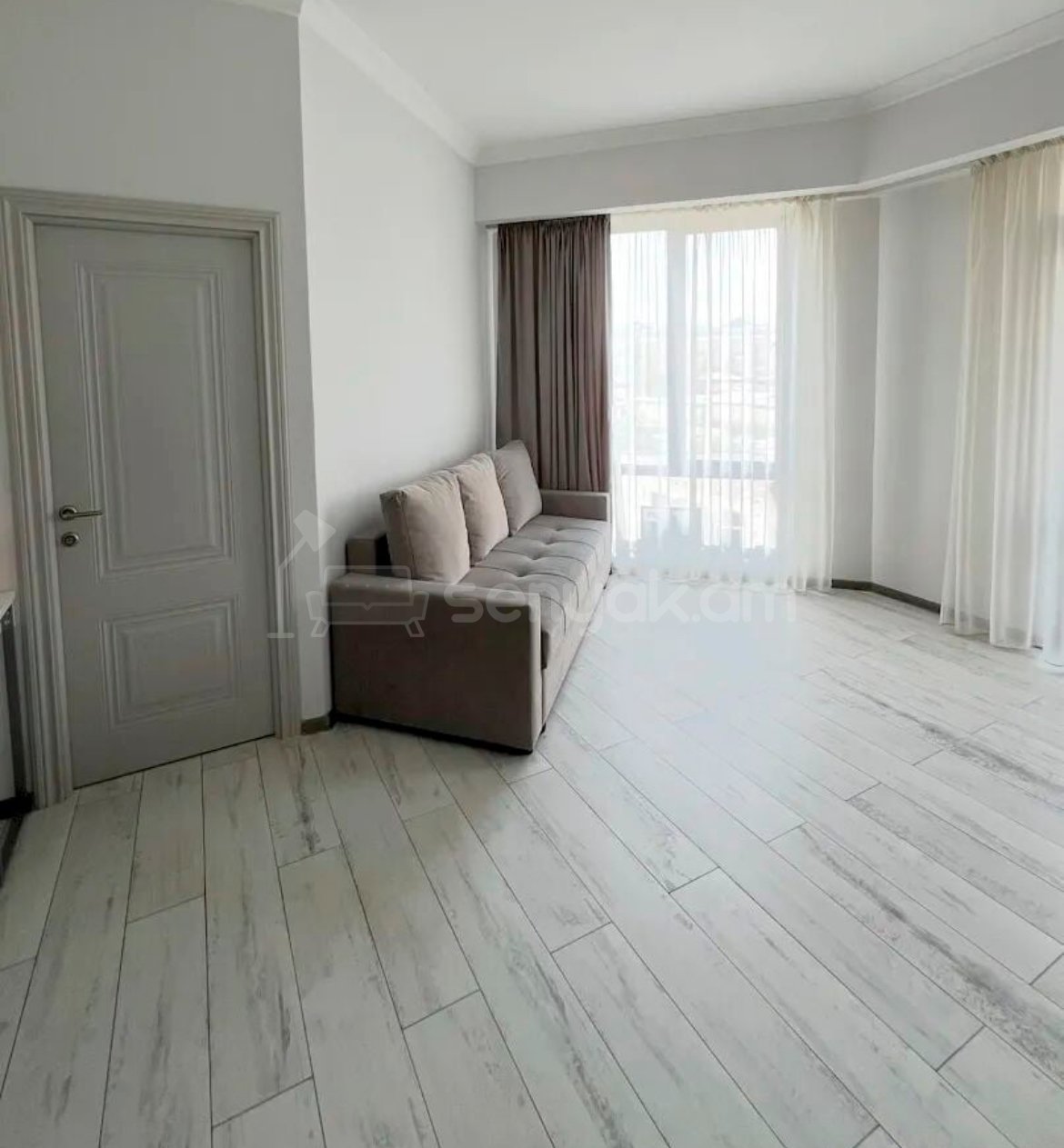 3 Սենյականոց Բնակարան Նորակառույցում, 63քմ, 3/8 հարկ, Կապիտալ Վերանորոգված
