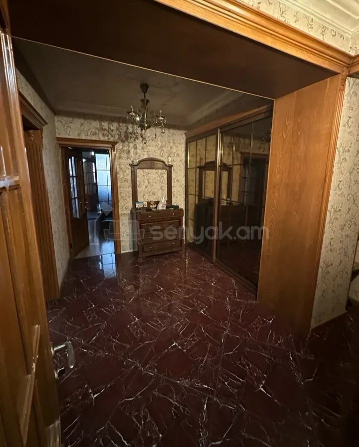 4 Սենյականոց Բնակարան, 90քմ, 7/14 հարկ, Նորմալ Վիճակում, Կահավորված