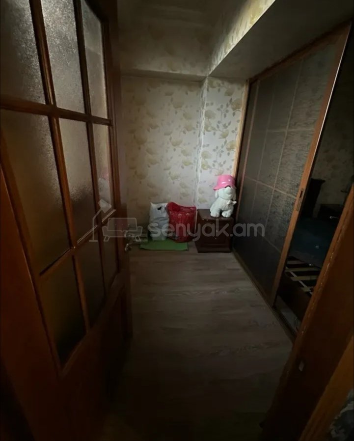 4 Սենյականոց Բնակարան, 90քմ, 7/14 հարկ, Նորմալ Վիճակում, Կահավորված