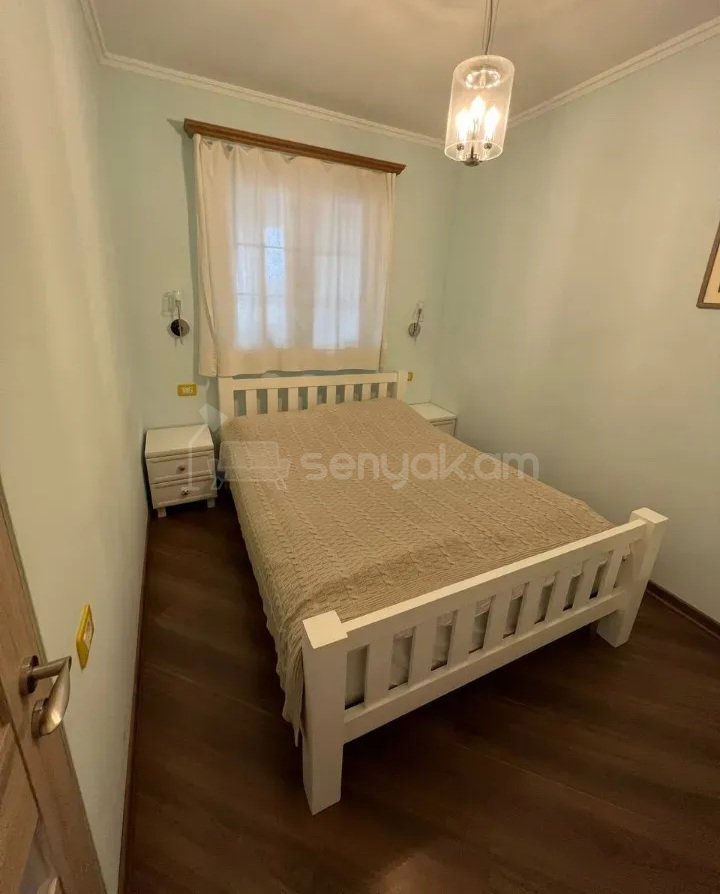 2 Սենյականոց Բնակարան Քարե Շենքում, 54քմ, 6/9 հարկ, Կապիտալ Վերանորոգված, Կահավորված