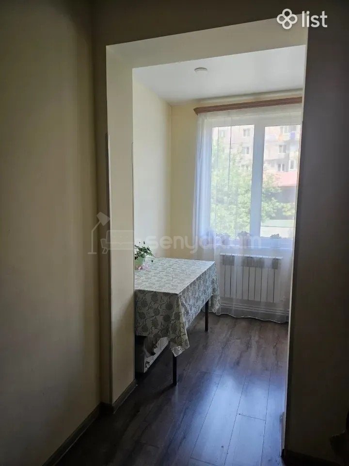 2 Սենյականոց Բնակարան, 68քմ, 3/9 հարկ, Կապիտալ Վերանորոգված, Մասամբ Կահավորված, Արևկող