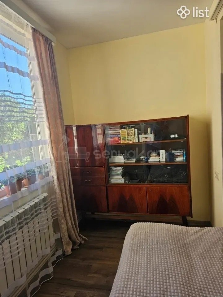 2 Սենյականոց Բնակարան, 68քմ, 3/9 հարկ, Կապիտալ Վերանորոգված, Մասամբ Կահավորված, Արևկող