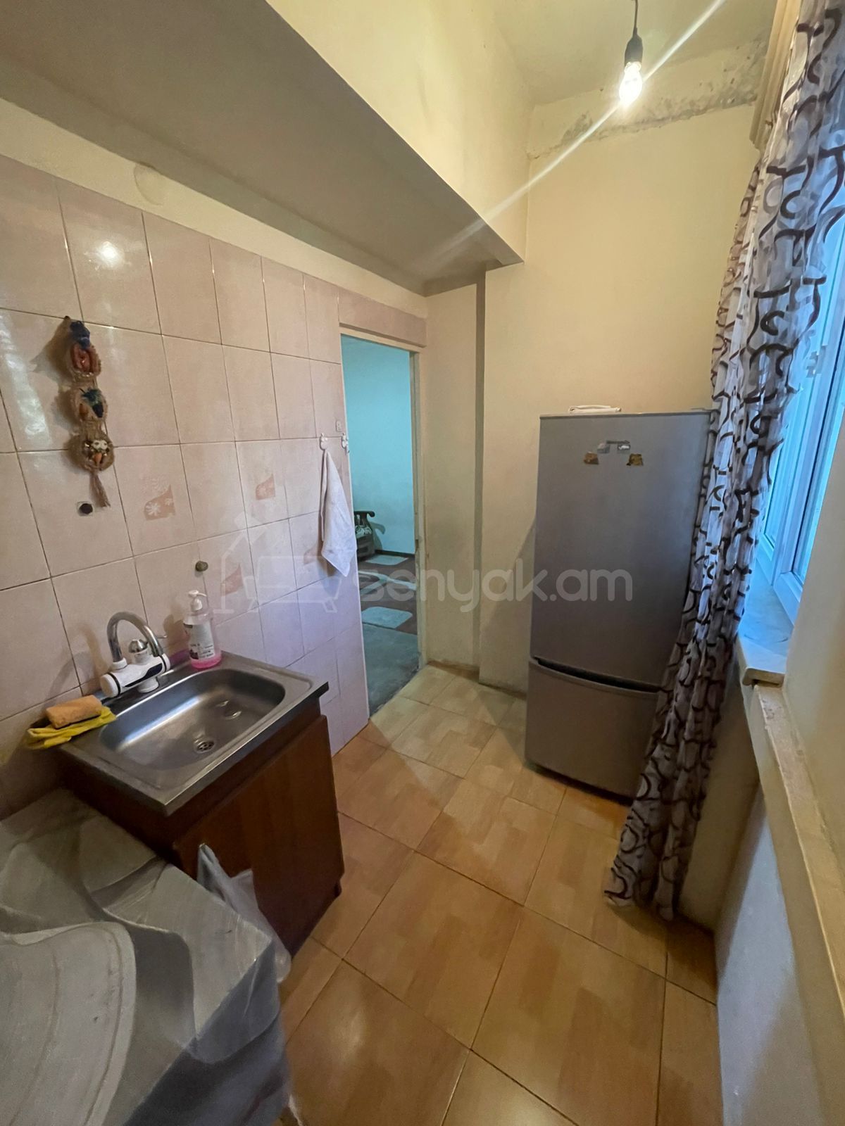 1 Սենյականոց Բնակարան, 50քմ, 2/9 հարկ, Նորմալ Վիճակում, Կահավորված