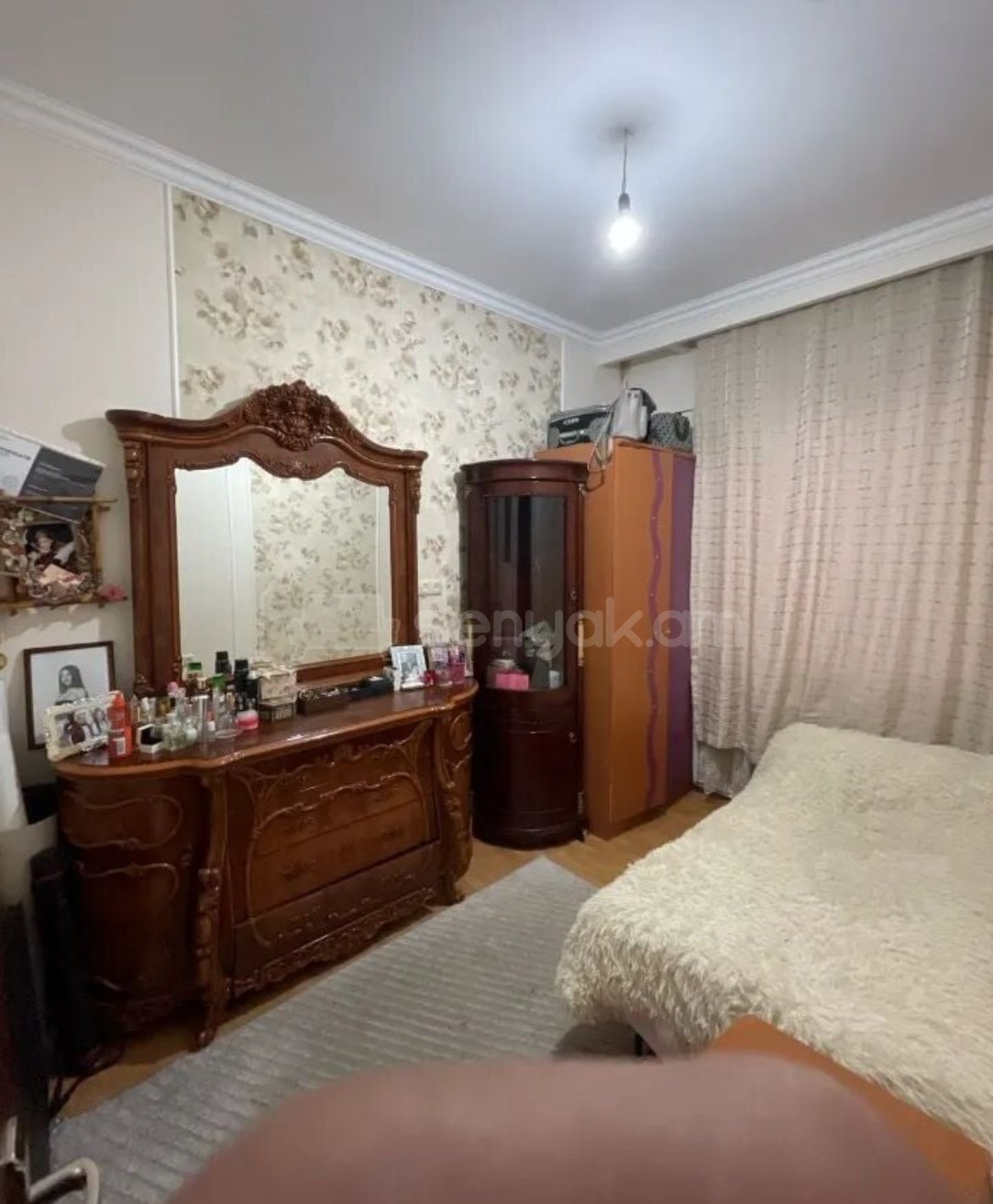 4 Սենյականոց Բնակարան Նորակառույց Քարե Շենքում, 77քմ, 2/4 հարկ, Կապիտալ Վերանորոգված