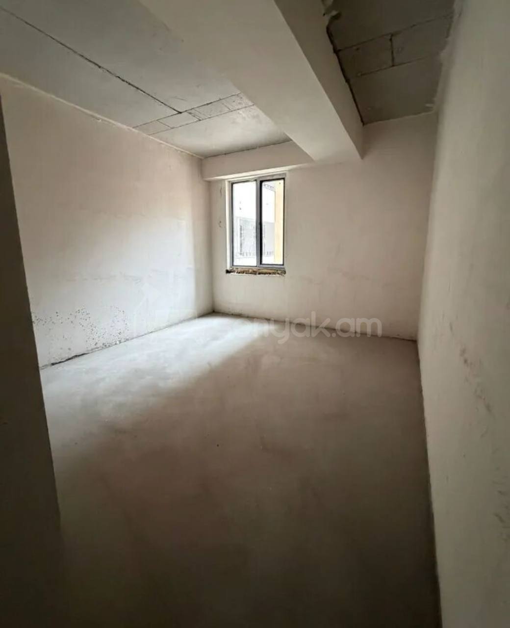 3 Սենյականոց Բնակարան, 78քմ, 3/18 հարկ, Զրոյական Վիճակում