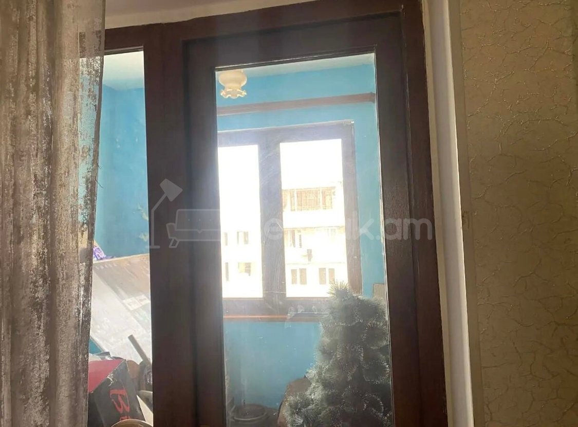 2 Սենյականոց Բնակարան Քարե Շենքում, 60քմ, 5/5 հարկ, Կապիտալ Վերանորոգված, Կահավորված, Արևկող