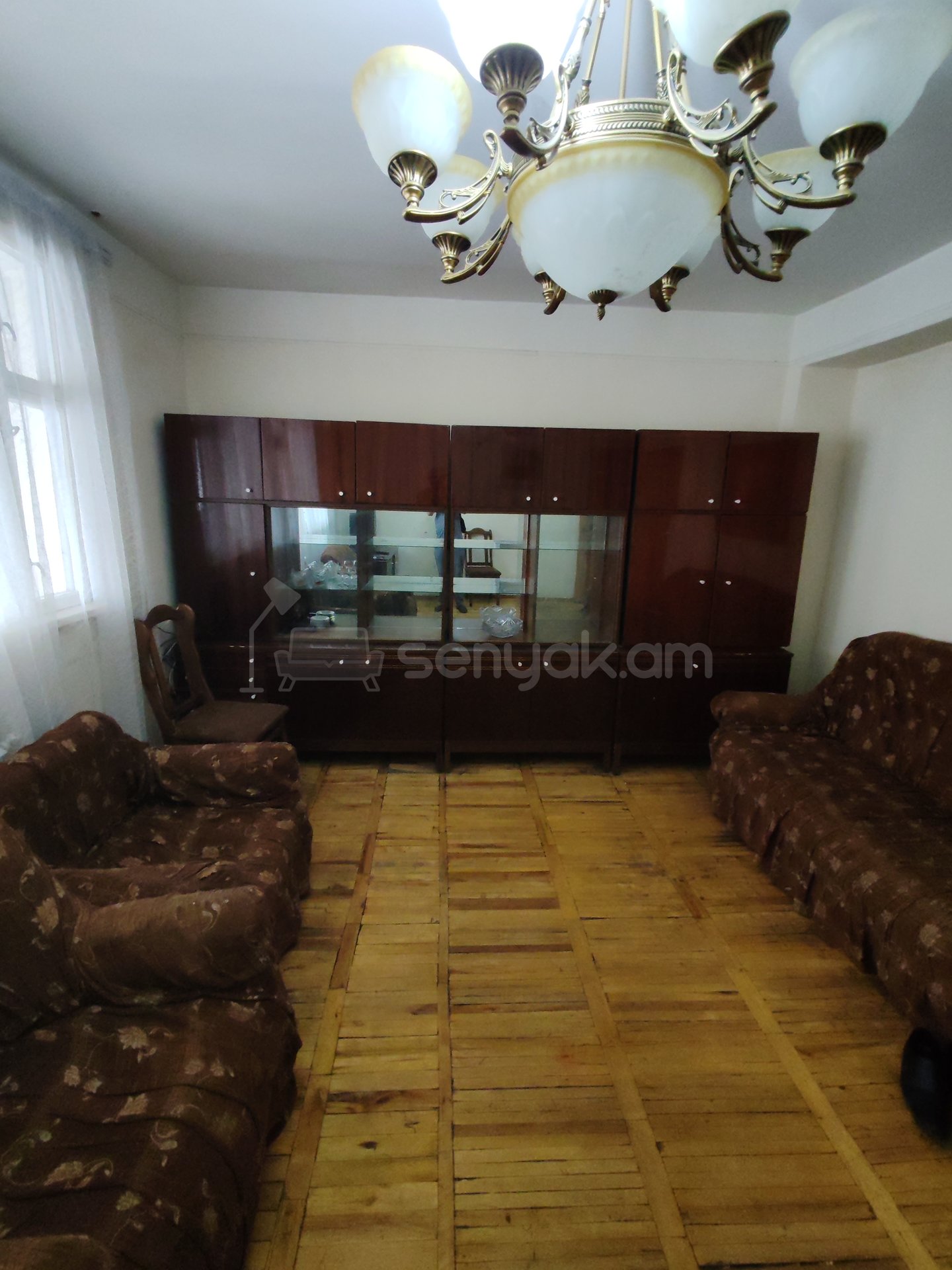 4 Սենյականոց Բնակարան, 90քմ, 3/9 հարկ, Նորմալ Վիճակում, Կահավորված