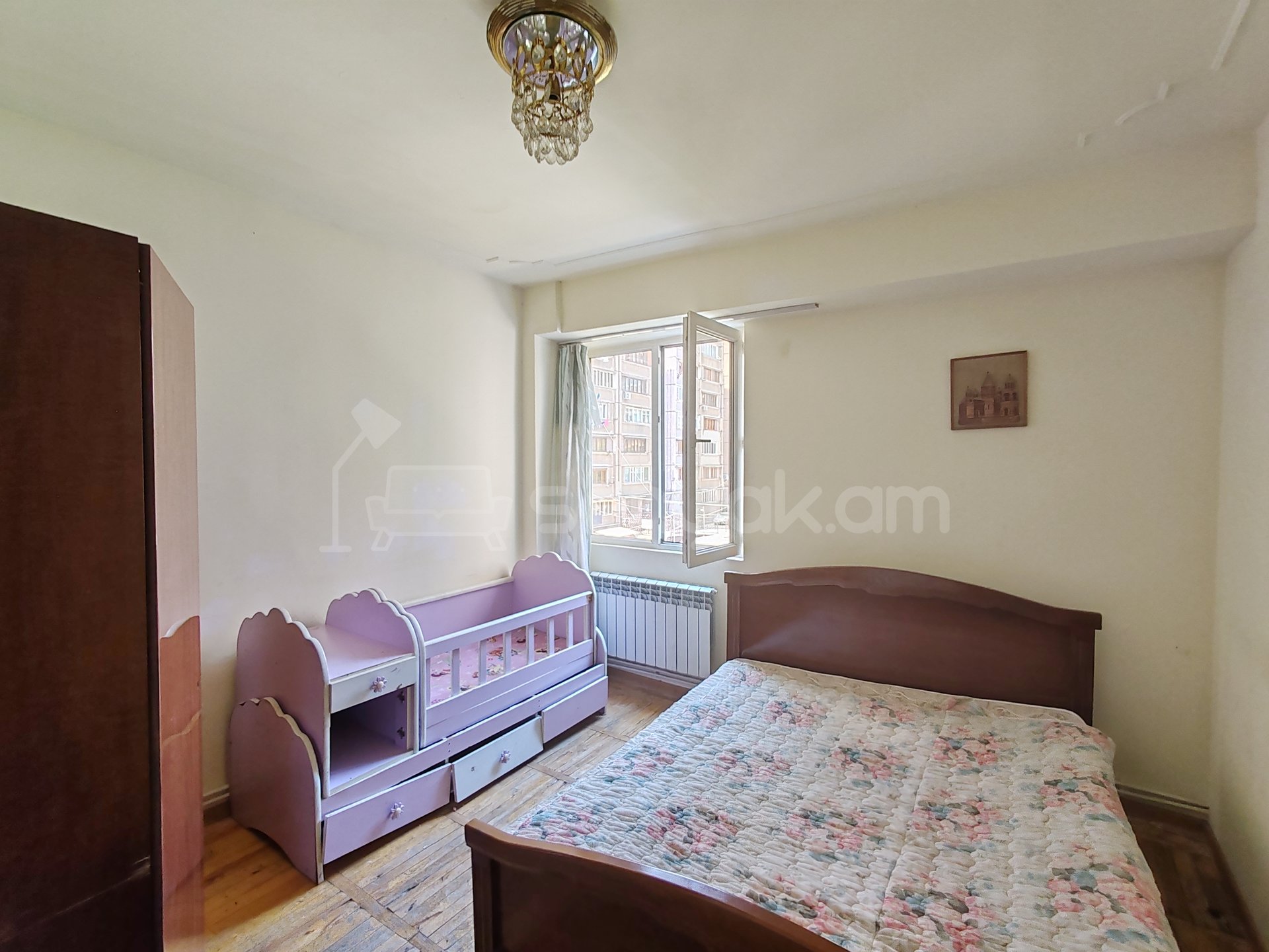 4 Սենյականոց Բնակարան, 90քմ, 3/9 հարկ, Նորմալ Վիճակում, Կահավորված