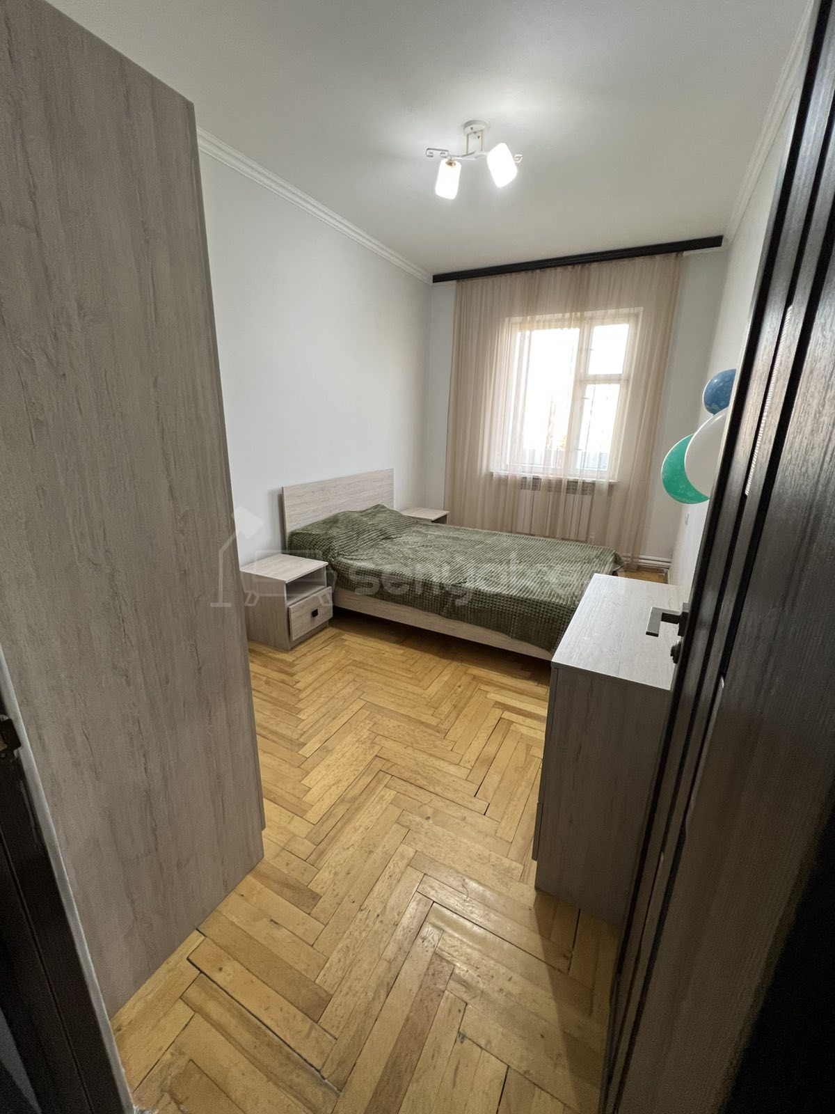 3 Սենյականոց Բնակարան, 95քմ, 5/9 հարկ, Կապիտալ Վերանորոգված, Կահավորված, Արևկող