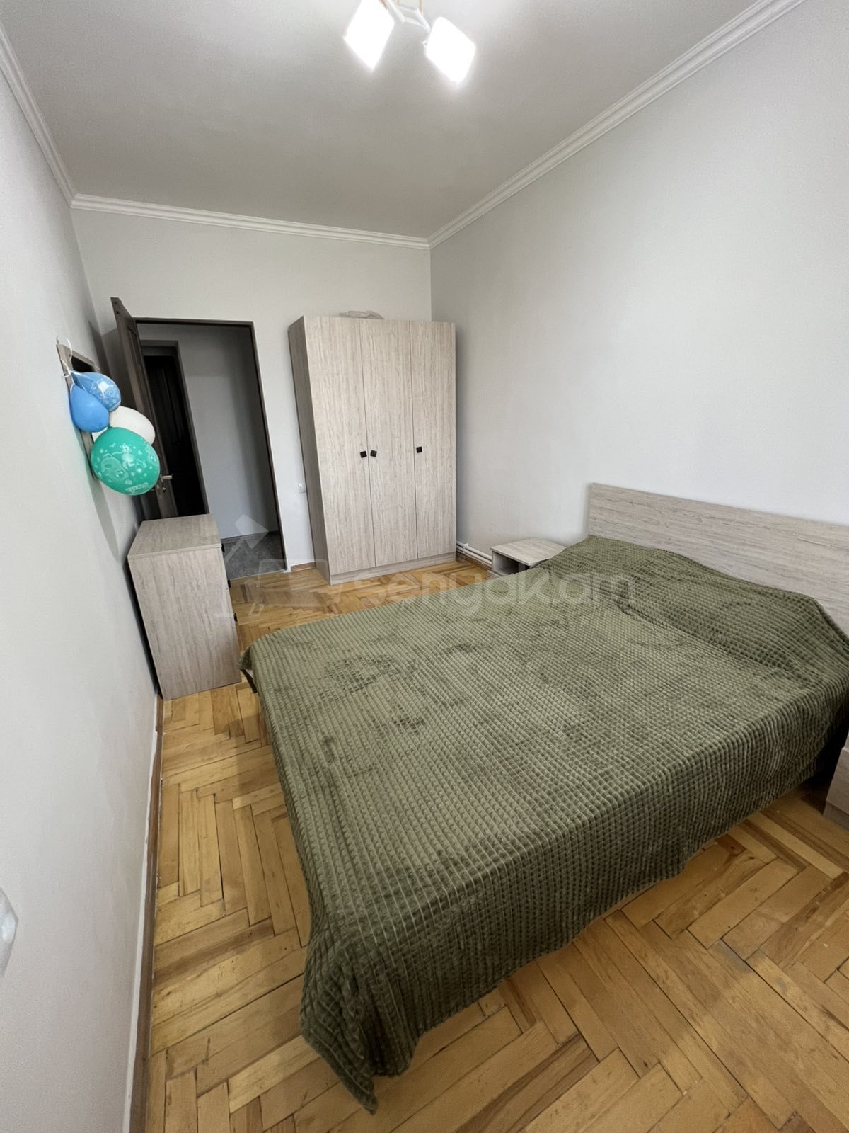 3 Սենյականոց Բնակարան, 95քմ, 5/9 հարկ, Կապիտալ Վերանորոգված, Կահավորված, Արևկող