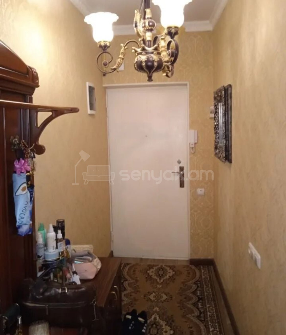 2 Սենյականոց Բնակարան Քարե Շենքում, 60քմ, 4/5 հարկ, Կապիտալ Վերանորոգված, Կահավորված