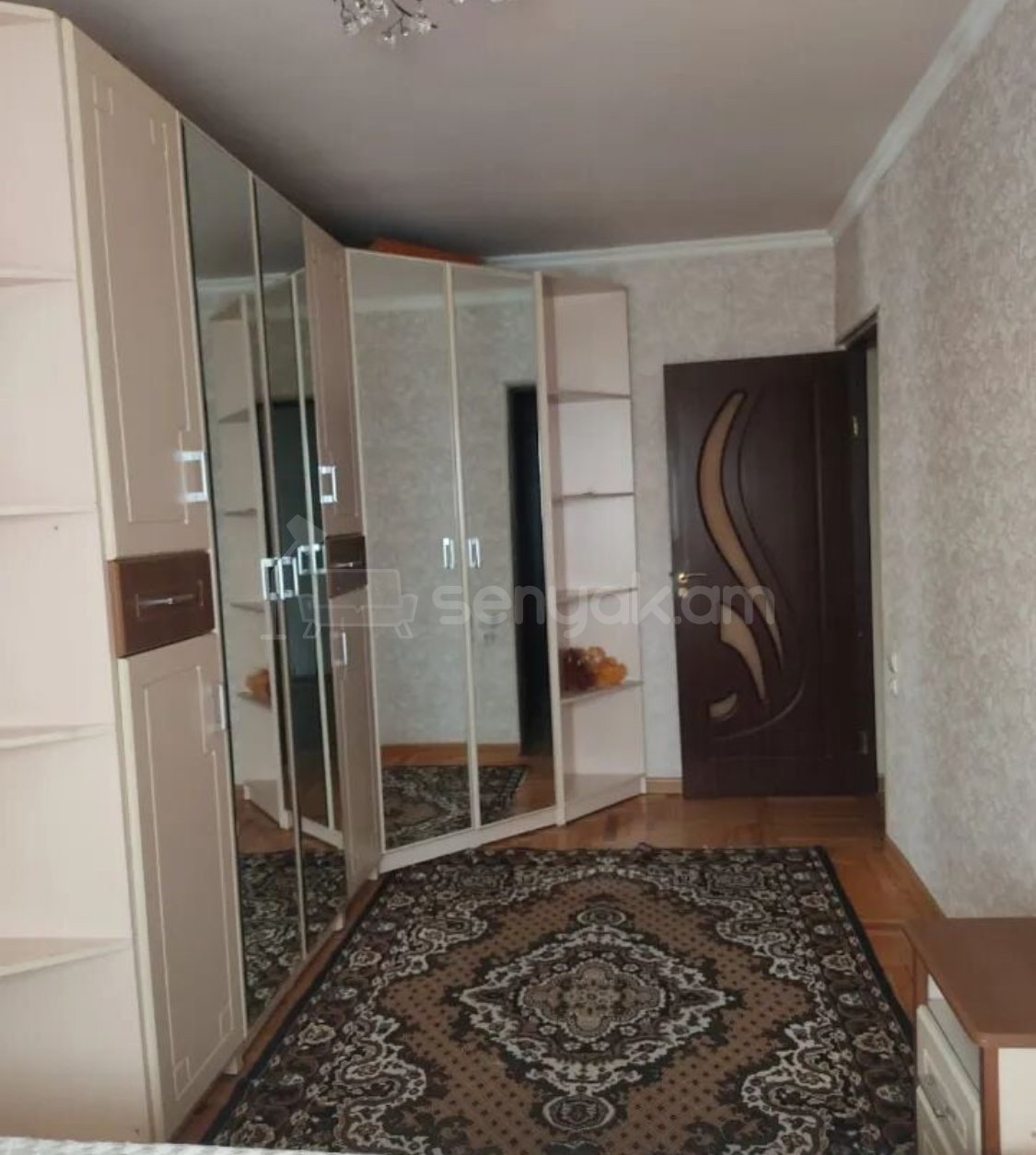 3 Սենյականոց Բնակարան, 70քմ, 5/5 հարկ, Նորմալ Վիճակում, Կահավորված