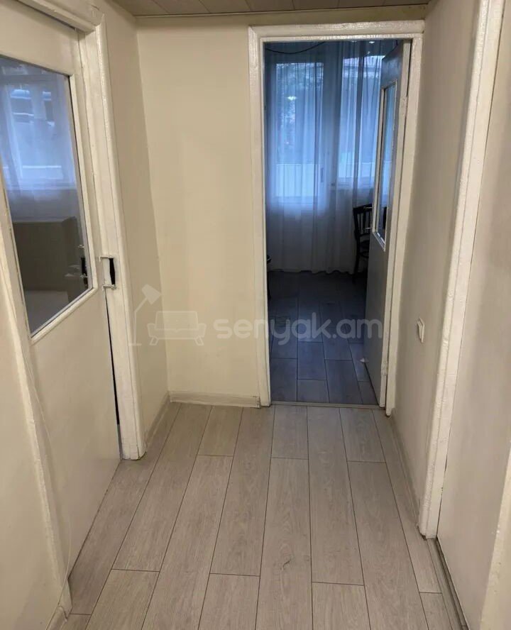 1 Սենյականոց Բնակարան, 41քմ, 2/10 հարկ, Նորմալ Վիճակում
