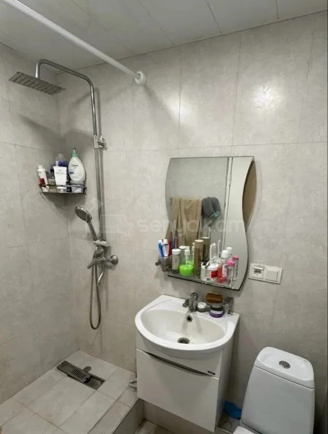 1 Սենյականոց Բնակարան, 41քմ, 2/10 հարկ, Նորմալ Վիճակում