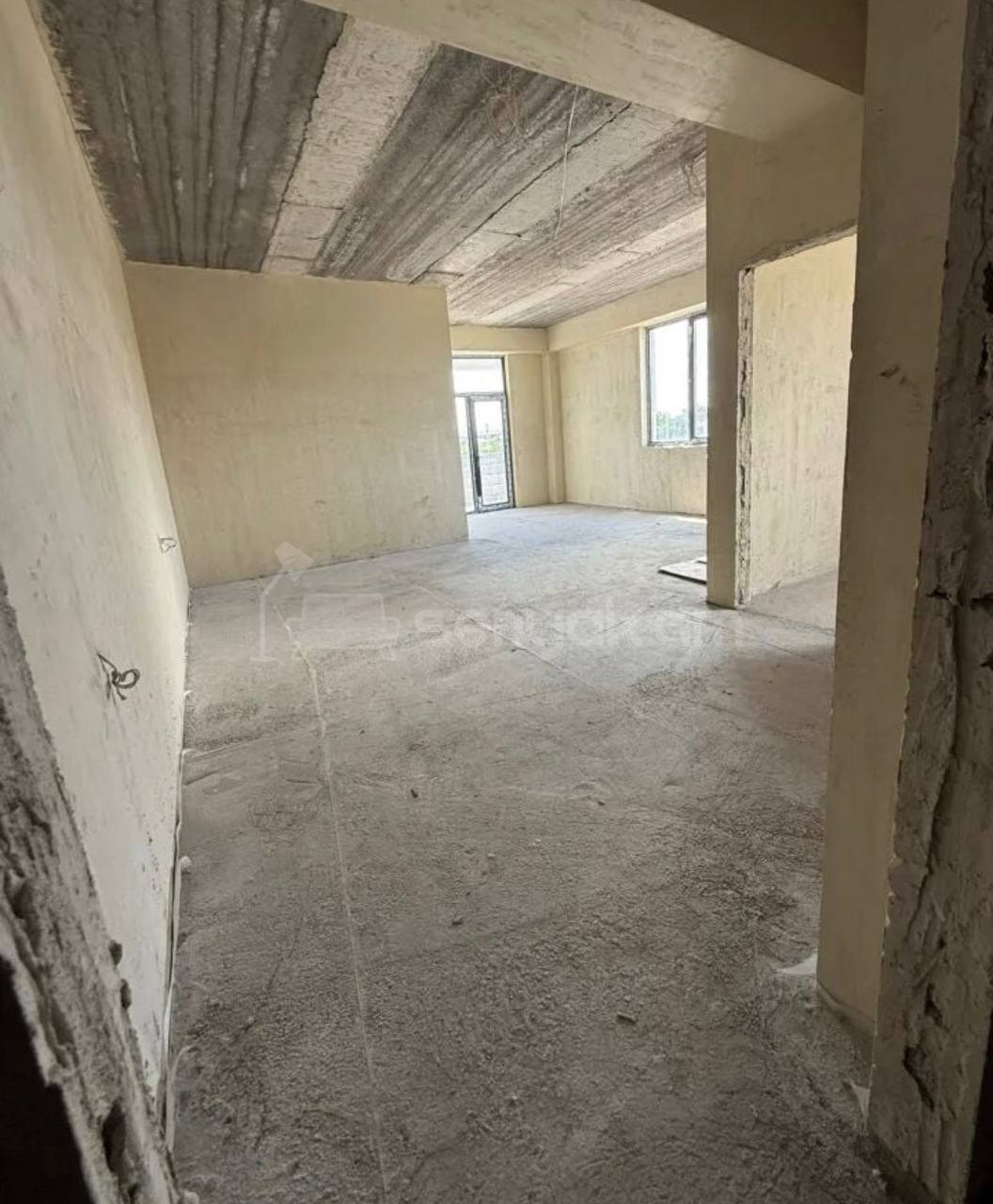 3 Սենյականոց Բնակարան, 70քմ, 2/4 հարկ, Զրոյական Վիճակում