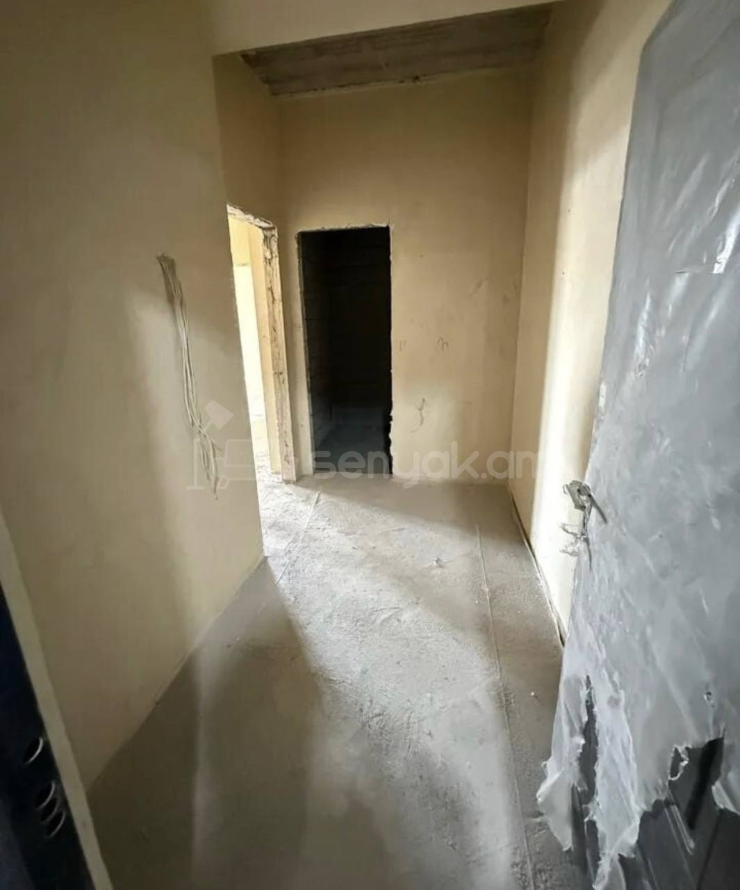 3 Սենյականոց Բնակարան, 70քմ, 2/4 հարկ, Զրոյական Վիճակում
