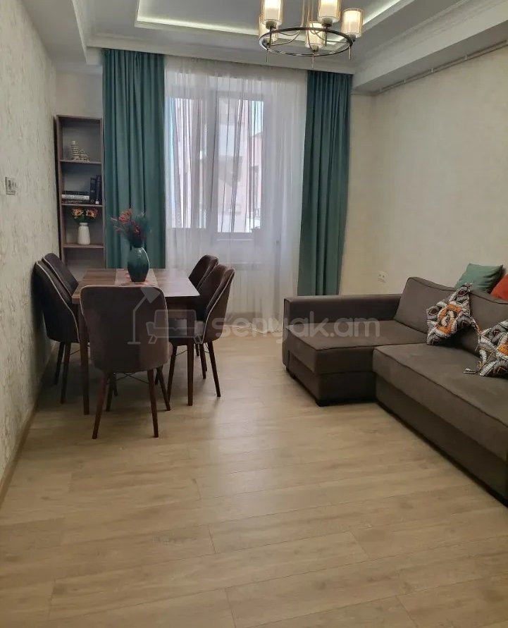 3 Սենյականոց Բնակարան Նորակառույցում, 73քմ, 3/14 հարկ, Կապիտալ Վերանորոգված