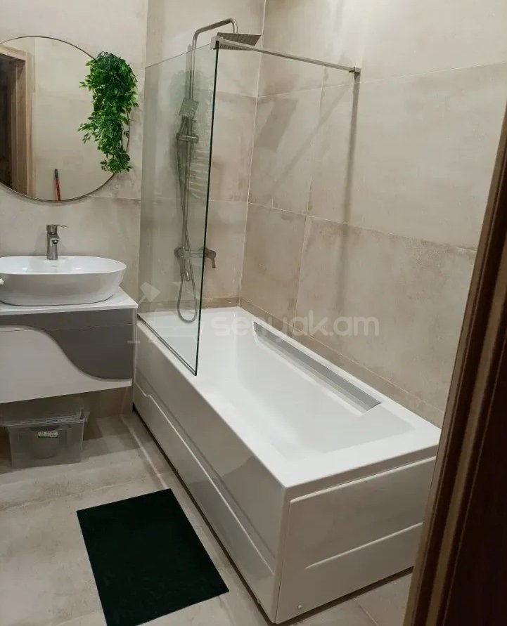 3 Սենյականոց Բնակարան Նորակառույցում, 73քմ, 3/14 հարկ, Կապիտալ Վերանորոգված