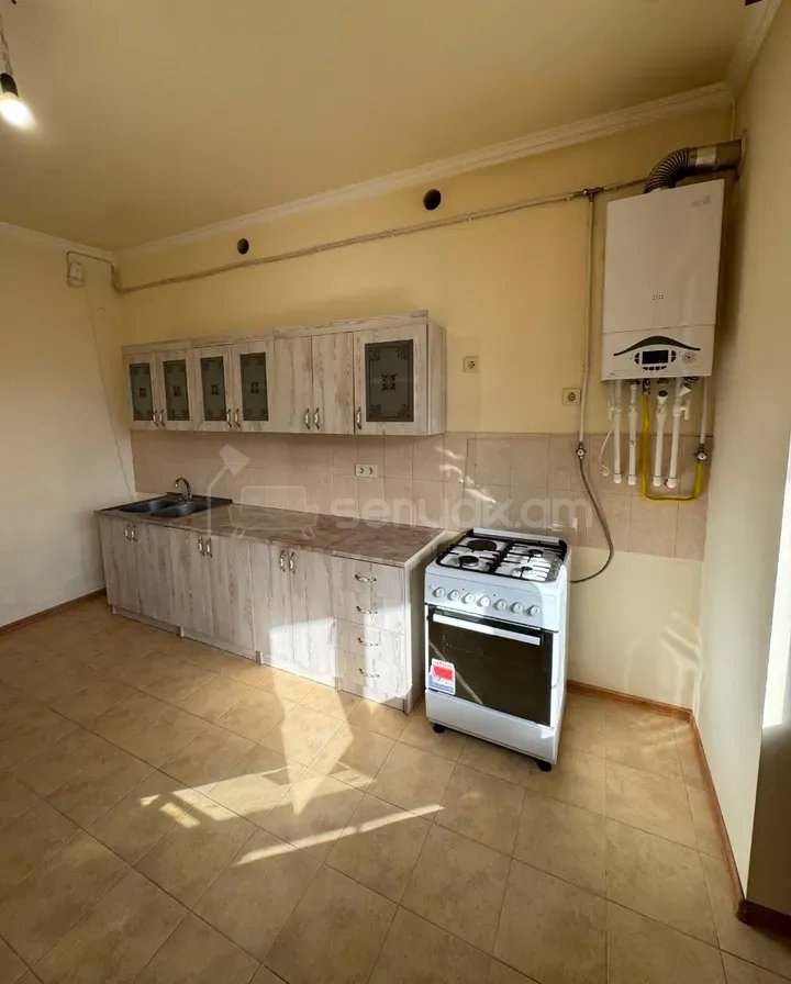 3 Սենյականոց Բնակարան Նորակառույցում, 107քմ, 7/14 հարկ, Կապիտալ Վերանորոգված