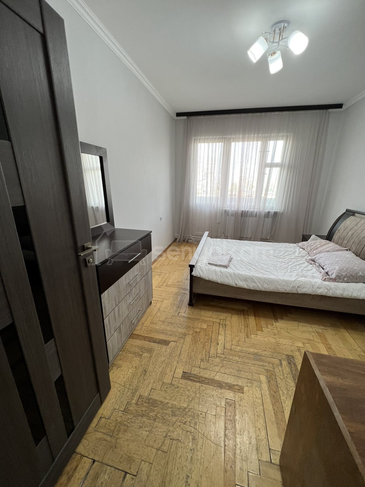 3 Սենյականոց Բնակարան, 95քմ, 5/9 հարկ, Կապիտալ Վերանորոգված, Կահավորված, Արևկող