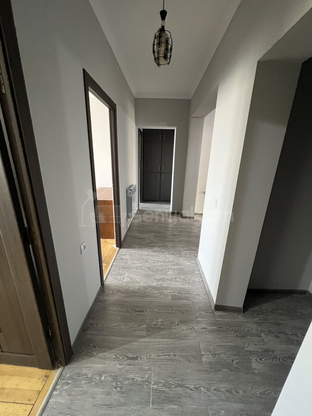 3 Սենյականոց Բնակարան, 95քմ, 5/9 հարկ, Կապիտալ Վերանորոգված, Կահավորված, Արևկող
