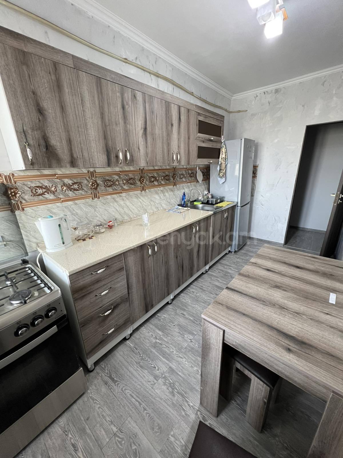 3 Սենյականոց Բնակարան, 95քմ, 5/9 հարկ, Կապիտալ Վերանորոգված, Կահավորված, Արևկող